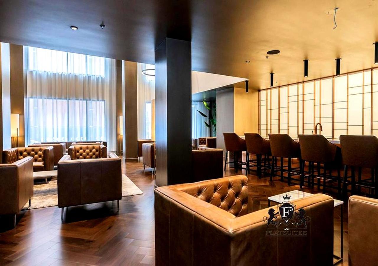 Spectacular Skyline Views - Downtown Montreal - Luxury Condo & Penthouse מראה חיצוני תמונה