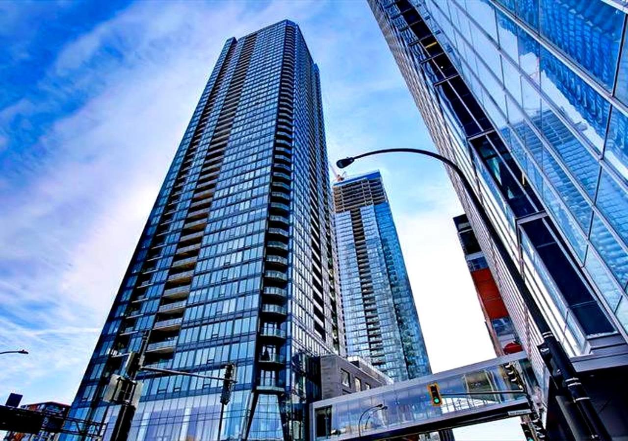 Spectacular Skyline Views - Downtown Montreal - Luxury Condo & Penthouse מראה חיצוני תמונה