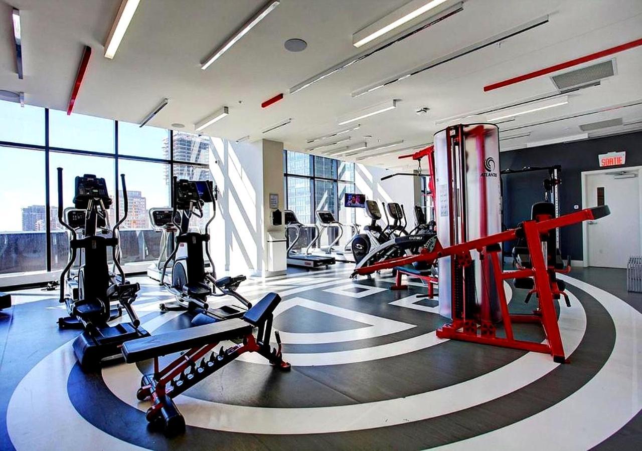 Spectacular Skyline Views - Downtown Montreal - Luxury Condo & Penthouse מראה חיצוני תמונה