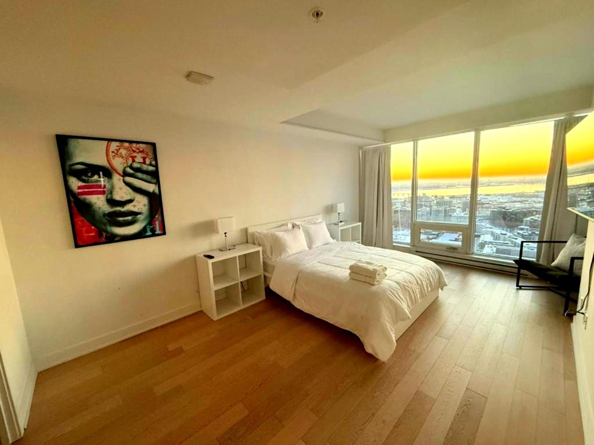 Spectacular Skyline Views - Downtown Montreal - Luxury Condo & Penthouse מראה חיצוני תמונה
