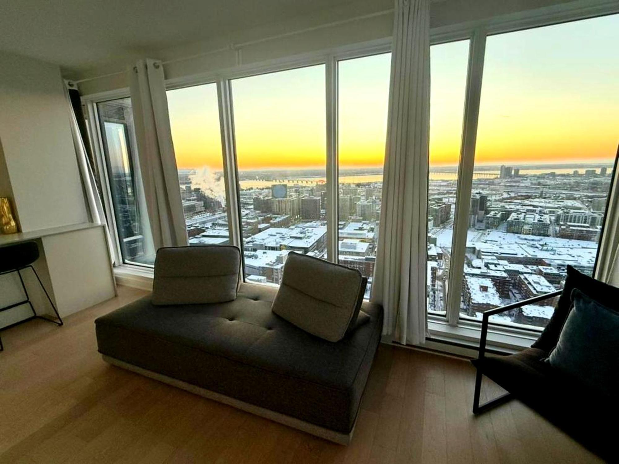 Spectacular Skyline Views - Downtown Montreal - Luxury Condo & Penthouse מראה חיצוני תמונה